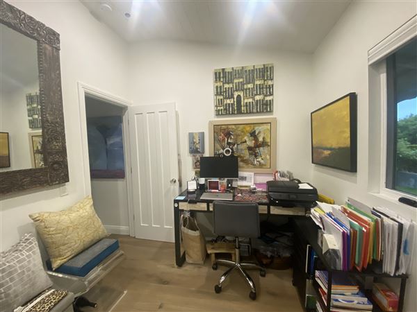 Chic Laguna Cottage (6/6/2024 - Credits: Susan Willig)