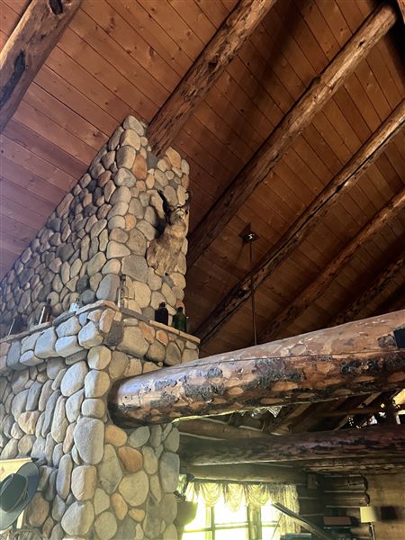 Tehachapi Log Cabin (7/8/2024 - Credits: Barb Pfeiffer)