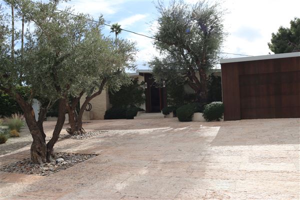 Frederick Loewe Estate (8/13/2024 - Credits: Thies Lemke - Locations Unlimited)