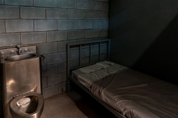 SirReel Studios Standing Sets - Police Station (10/15/2024)