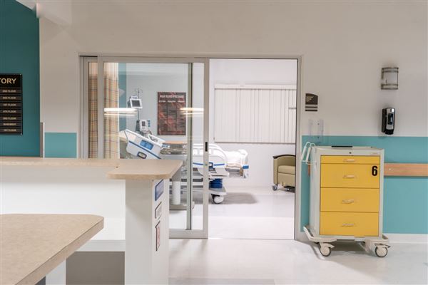 SirReel Studios Standing Sets - Hospital (10/15/2024)