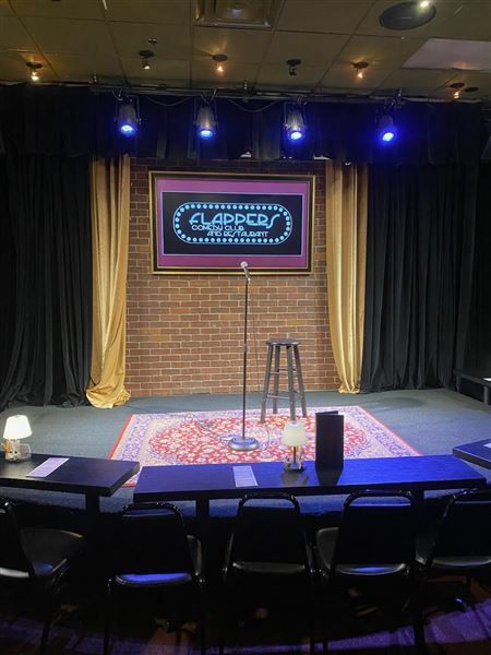 Flappers Comedy Club and Restaurant (Burbank) (10/28/2024 - Credits: Flappers Comedy Club)