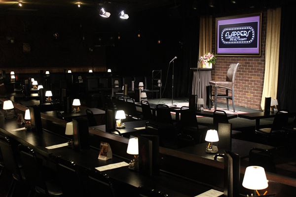 Flappers Comedy Club and Restaurant (Burbank) (10/28/2024 - Credits: Flappers Comedy Club)