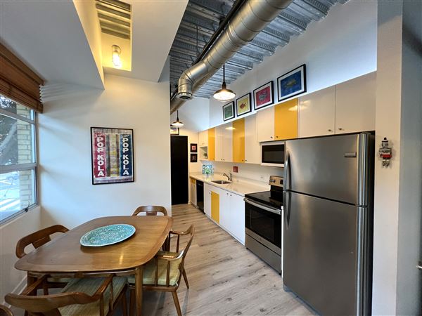 New York Style Loft - Open Space - 3,800 square feet (11/4/2024 - Credits: Photos taken by myself)