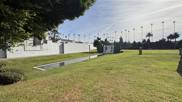 Hollywood Forever Cemetery (11/7/2024 - Credits: Brandy Davis)