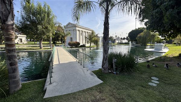 Hollywood Forever Cemetery (11/7/2024 - Credits: Brandy Davis)