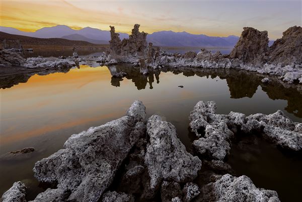 Mono Lake Tufa State Natural Reserve (SNR) / South Tufa Lake - Inyo National Forest (NF) (11/20/2018 - Credits: Brian Baer)