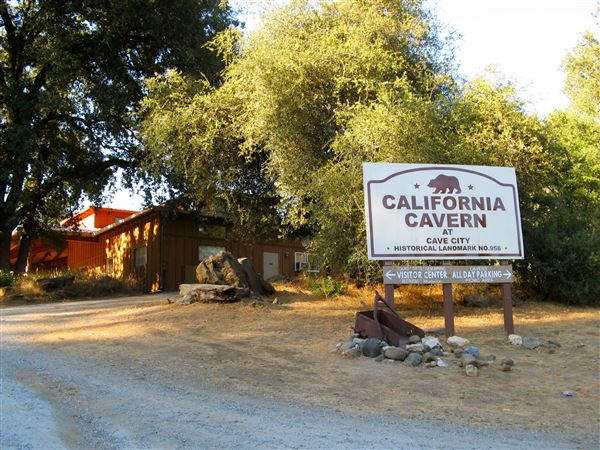 California Caverns at Cave City - Historical Landmark (2/27/2025 8:08:54 PM - Credits: By Eric Vanderpool - Flickr: CC @ CC -- California Cavern Visitor Center, CC BY 2.0, https://commons.wikimedia.org/w/index.php?curid=17121545)