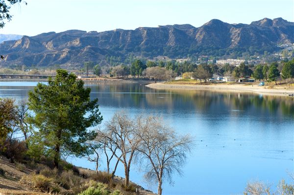 Castaic Lake State Recreation Area (SRA) - lake administered by Los Angeles County (1/29/2014 - Credits: Brian Baer)