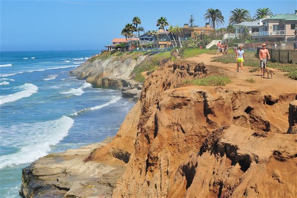 South Carlsbad State Beach (SB) - Terramar Point (7/23/2021 - Credits: San Diego Tourism Authority Courtesy of Brett Shoaf)
