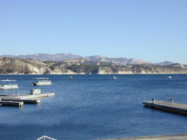 Lake Cachuma (12/31/2003)