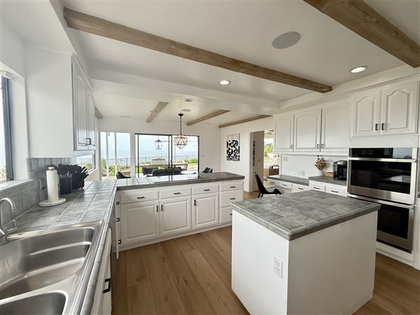 Malibu Country Estates Home (5/24/2025 - Credits: Monique Frese. &  Lynne Bentel)
