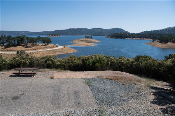 New Melones Reservoir and Stevnot Bridge (8/28/2025 - Credits: U.S. Bureau of Reclamation)