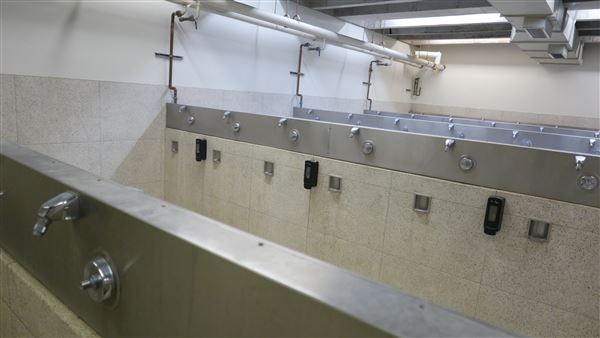 College of the Canyons - Locker Rooms (3/28/2015 - Credits: Leo Fialho)