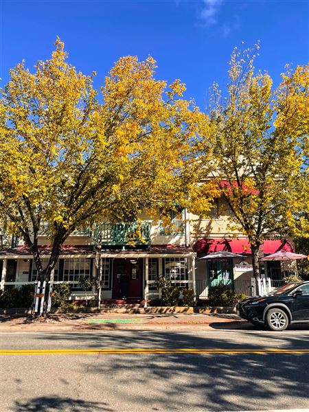 Murphys Main Street (10/21/2025 - Credits: Calaveras Visitors Bureau & Film Commission)
