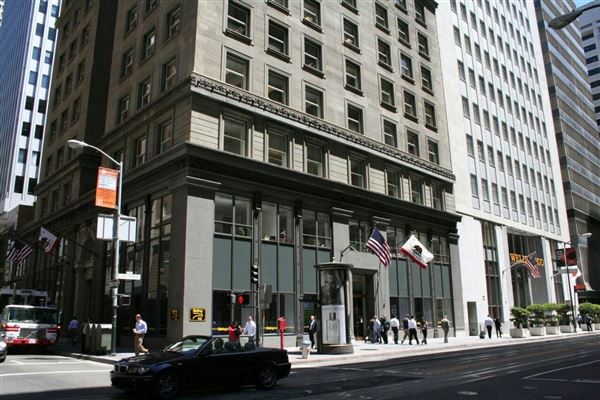 Financial District, San Francisco - California St. (10/29/2025 - Credits: San Francisco City & County Film Commission)