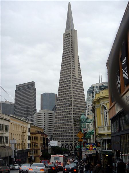 Financial District, San Francisco - Transamerica Pyramid (10/29/2025 - Credits: San Francisco City & County Film Commission)