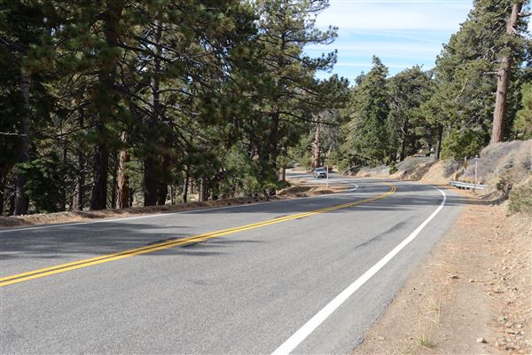 Angeles Crest Highway - SR2 - MM 77.50 (Outside TMZ) (11/16/2016 - Credits: Leo Fialho)