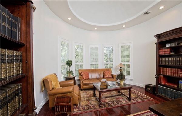 Chatsworth Hills Estate (12/5/2025 - Credits: Artur Harutyunyan)