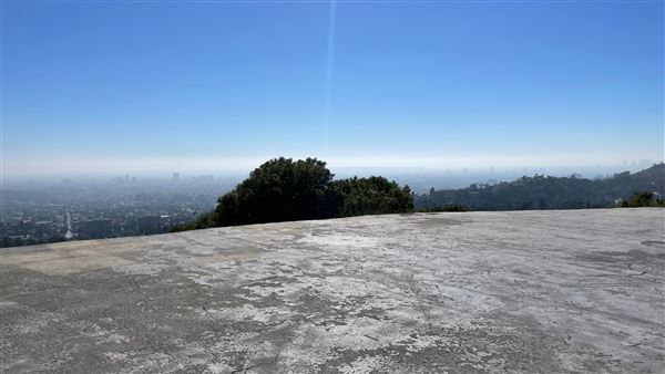 Griffith Park - Vista Del Valle Helipad (10/18/2023 - Credits: Leo Fialho)
