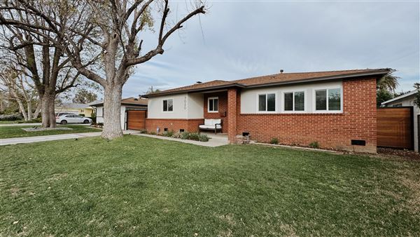 Lake Balboa Ranch Style Home (2/14/2026 - Credits: Duvier Degenhardt-Poviones)