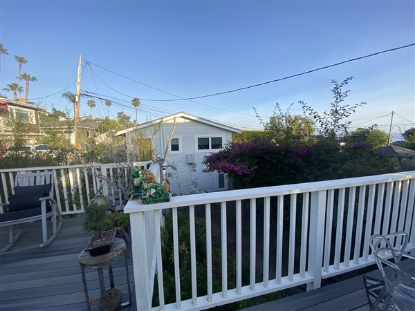 Chic Laguna Cottage (3/15/2026 - Credits: Susan Willig)