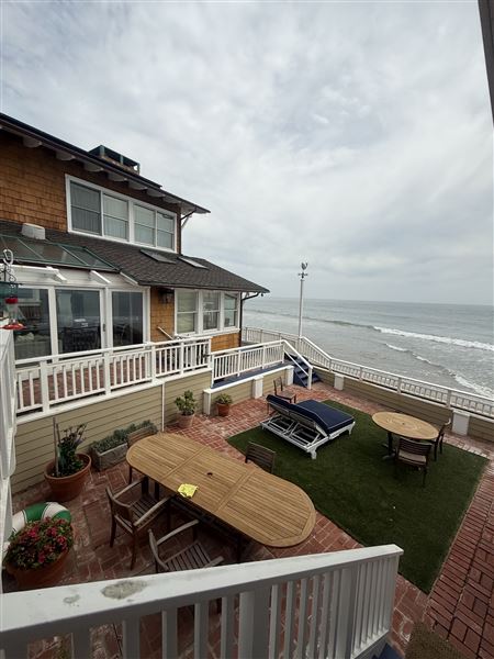 On Topanga Beach (4/9/2026 - Credits: submitted by: MADELYN SPENCE)