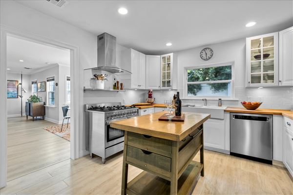 1948 Ranch Style Property (4/28/2026 - Credits: submitted by: Joleen Bell)