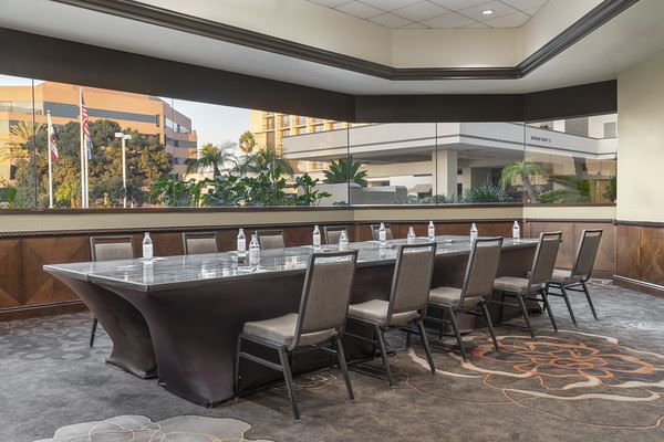 Hilton Orange County/Costa Mesa (5/5/2026 5:25:20 PM - Credits: submitted by: Vanessa Constandine)