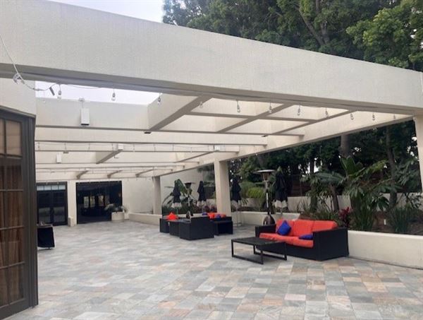Hilton Orange County/Costa Mesa (5/5/2026 5:25:24 PM - Credits: submitted by: Vanessa Constandine)