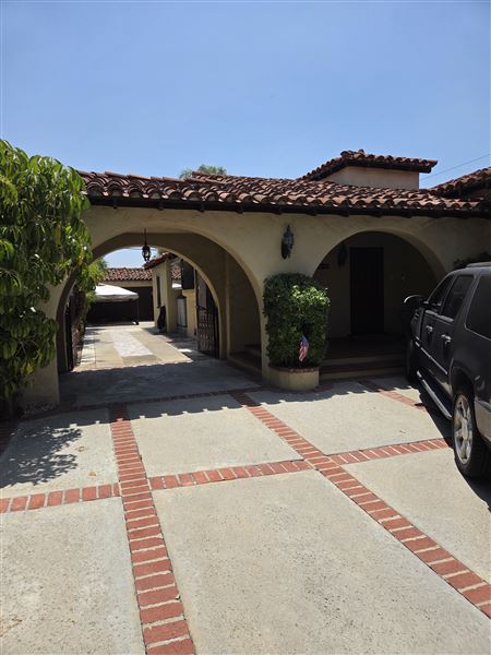 Hillside of Burbank (5/22/2026 - Credits: submitted by: Joe Ryan)
