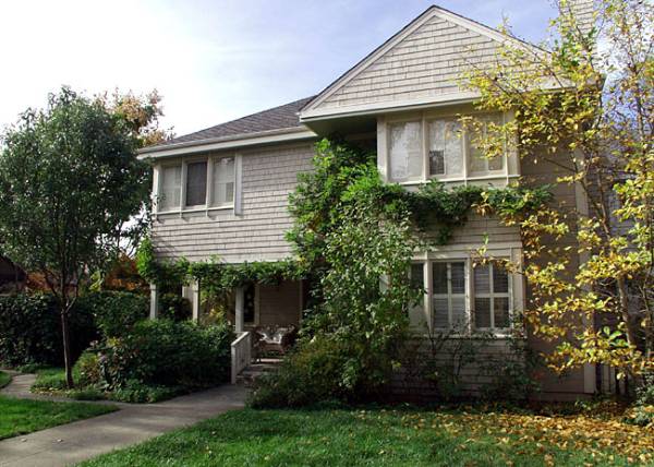 McDonald Avenue Neighborhood (12/31/2003)