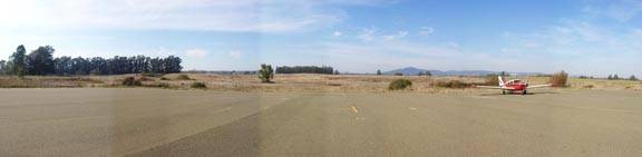 Charles M. Schulz Sonoma County Airport (12/31/2003)