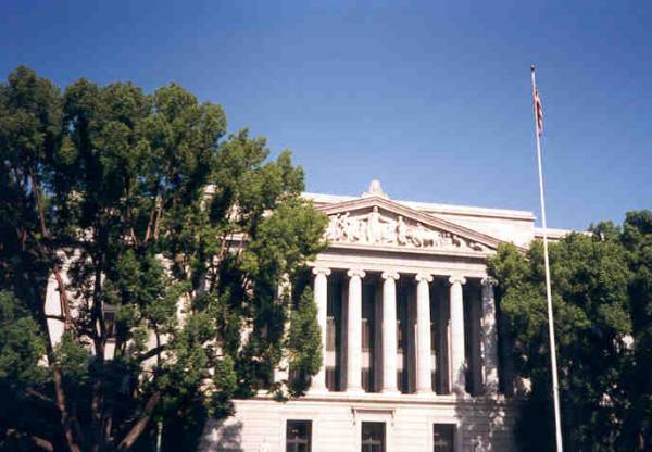 Stanley Mosk Library and Courts Building - Department of General Services (DGS) (12/31/2003)