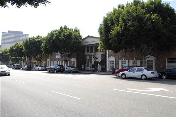 Westwood Village - Gayley Ave. (10/1/2010 - Credits: Errol Reichow)