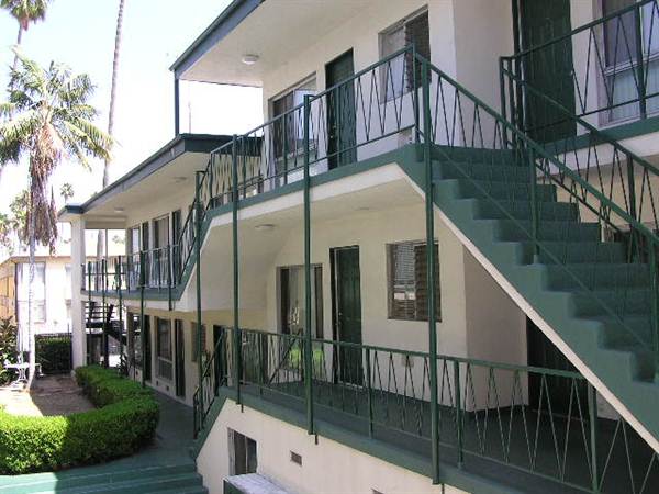 Mariposa Terrace - Roxbury (7/1/2011)