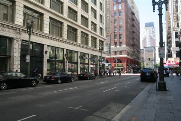 215 West 5th Street (9/1/2010 - Credits: Lindsay Mizrahi)