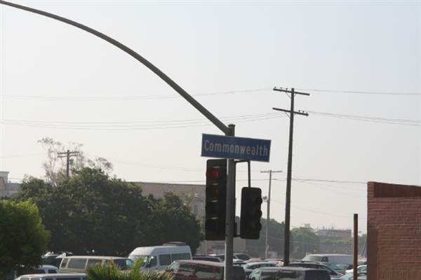 Wilshire Blvd. & Commonwealth Ave. (9/1/2010 - Credits: Lindsay Mizrahi)
