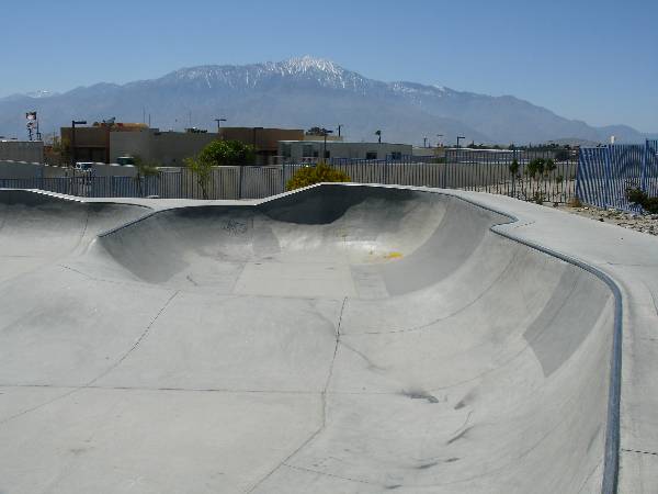 Sgt Hodge Skate Park - Desert Hot Springs (4/9/2006)