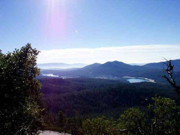 Bass Lake / Crane Valley Reservoir - More info; visit www.filmyosemite.com or call 559.760.1143 (12/8/2008 - Credits: Dave Wolin)