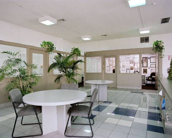 South Bay Ford Truck Center (3/12/2009)