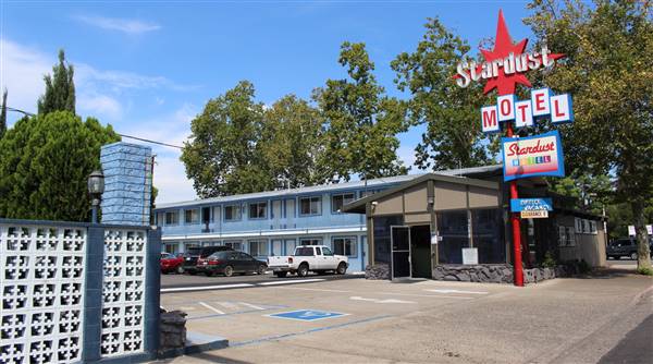 Motels / Hotels in City of Redding (10/31/2015 - Credits: Jill Naumann)