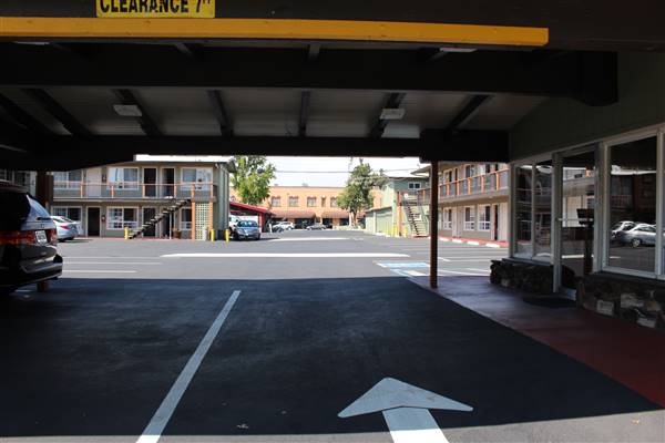 Motels / Hotels in City of Redding (10/31/2015 - Credits: Jill Naumann)