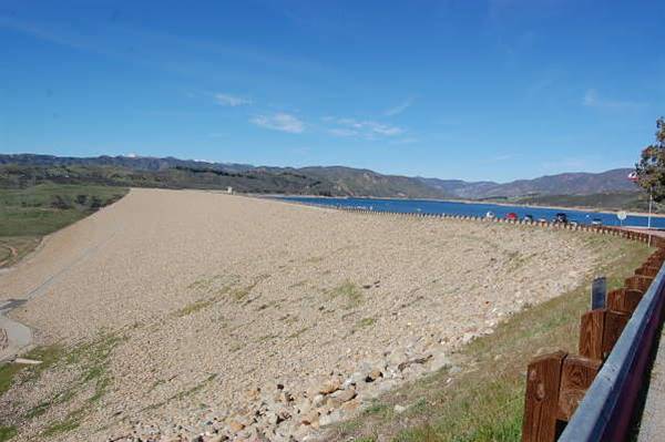 Castaic Lake State Recreation Area (SRA) - lake administered by Los Angeles County (4/5/2016)