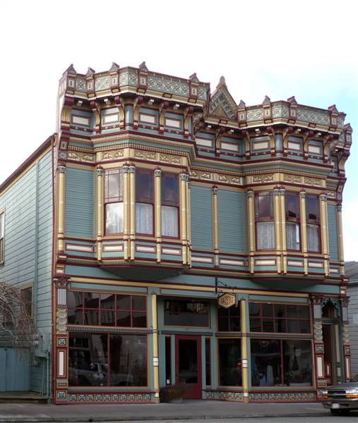 Ferndale, The Victorian Village (1/30/2013 - Credits: By Ellin Beltz (Own work) [Public domain], via Wikimedia Commons)