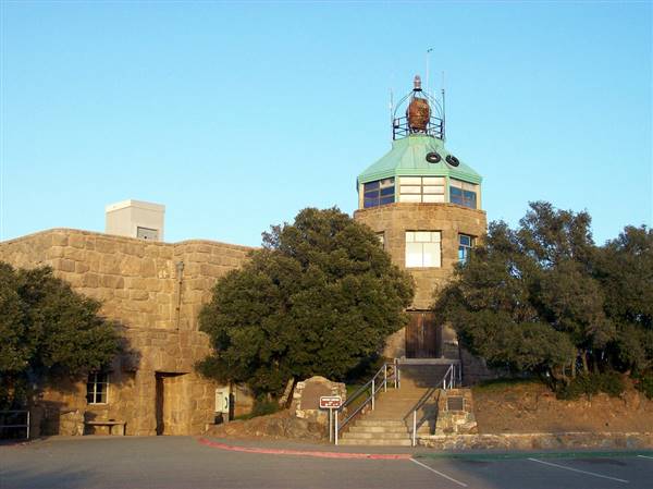Mount Diablo State Park (SP) (3/18/2010 - Credits: "Views from mount Diablo State Park" by Donald Childs (CC BY-NC-ND 2.0) [https://creativecommons.org/licenses/by-nc-nd/2.0/legalcode] https://www.flickr.com/photos/scupper/)