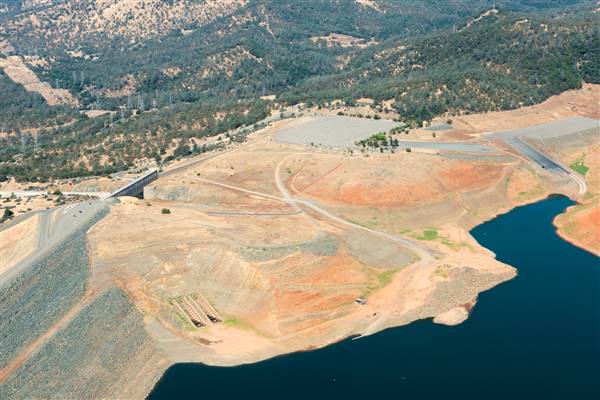 Lake Oroville State Recreation Area (SRA) (9/18/2015 - Credits: Photo by: California Department of Water Resources)