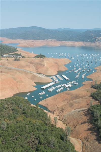 Lake Oroville State Recreation Area (SRA) (9/18/2015 - Credits: Photo by: California Department of Water Resources)