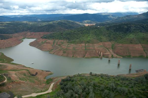 Lake McClure & Barrett Cove Recreation Area (3/2/2015 - Credits: Photo courtesy of California Department of Water Resources)