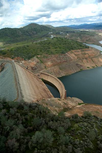 Lake McClure & Barrett Cove Recreation Area (3/2/2015 - Credits: Photo courtesy of California Department of Water Resources)
